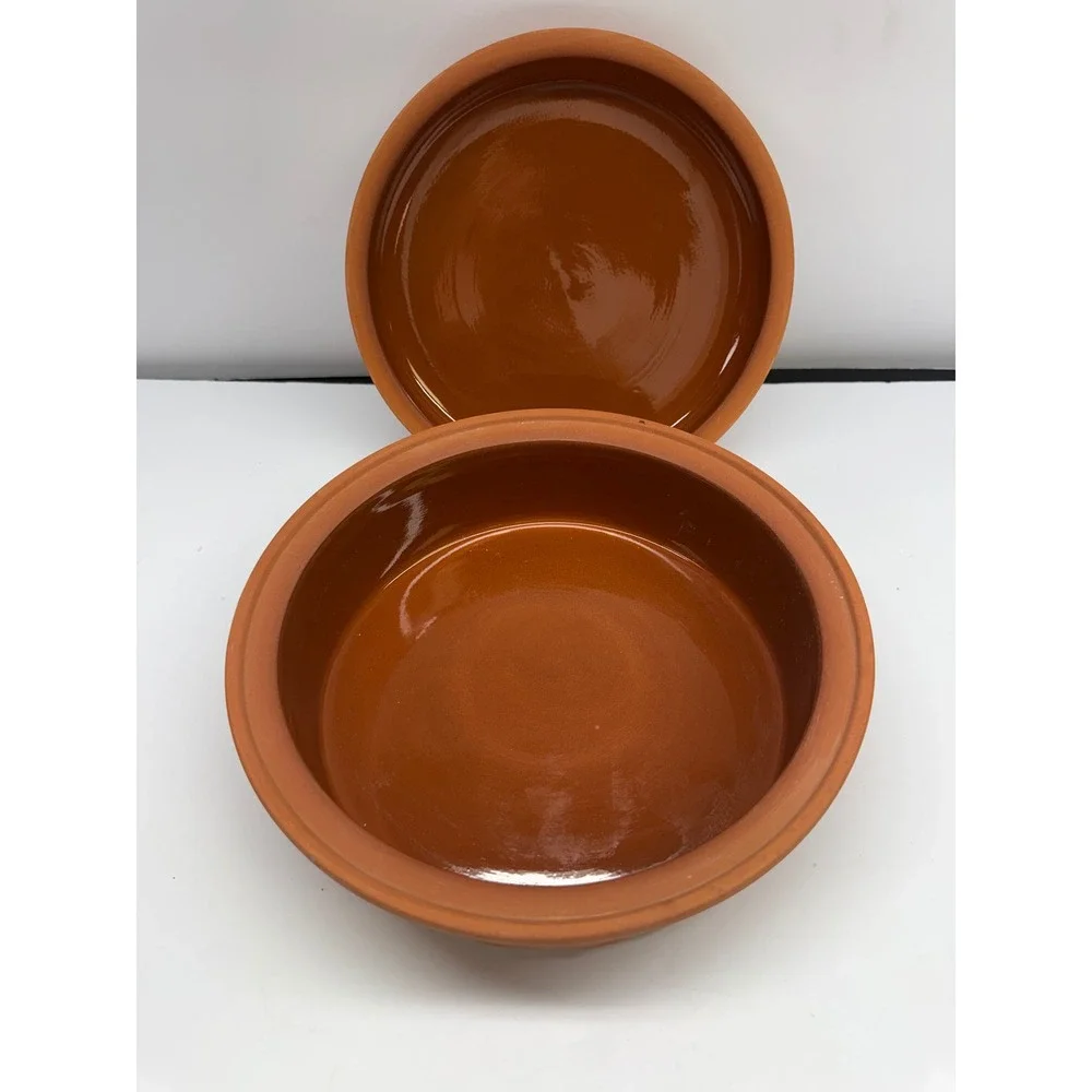 Terracotta Lidded Baker Round Unglazed Clay Casserole Dish Glazed Interior 8.5in
